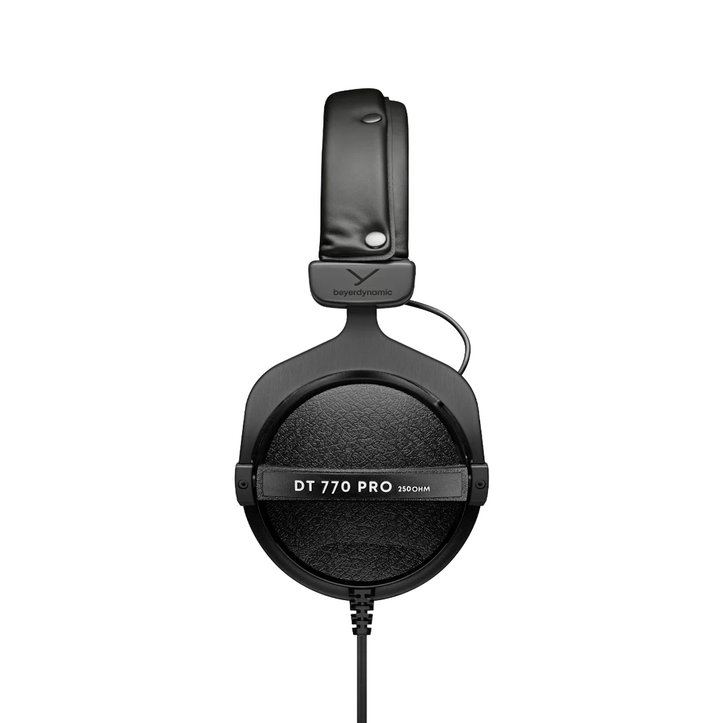 beyerdynamic DT 770 PRO (250 Ohms)